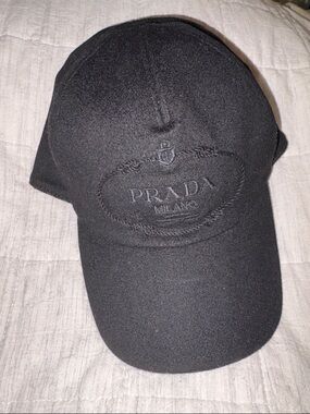 Prada Black Logo Embroidered Cap